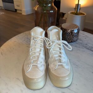 Converse Women's Sneakers in Cream and Tan
